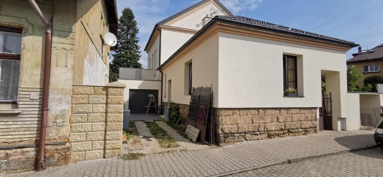 Apartman Augustin Jicin Bagian luar foto