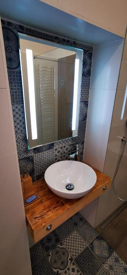 Apartman Augustin Jicin Bagian luar foto